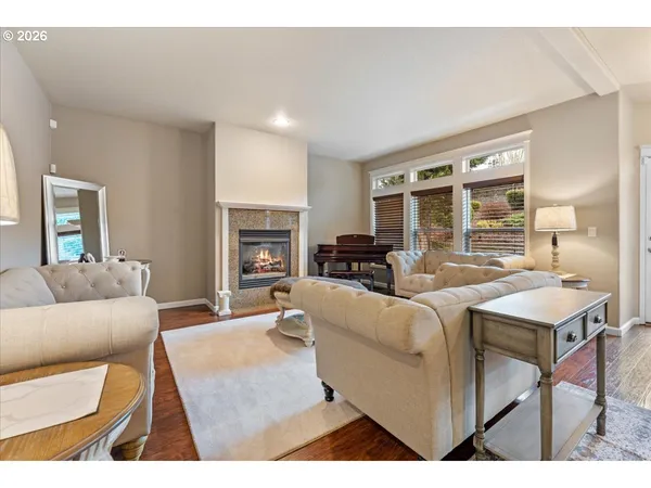 $730,000 | 6338 Southeast Dunbar Drive, Portland, OR 97236