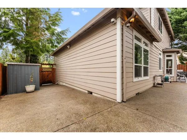 $730,000 | 6338 Southeast Dunbar Drive, Portland, OR 97236
