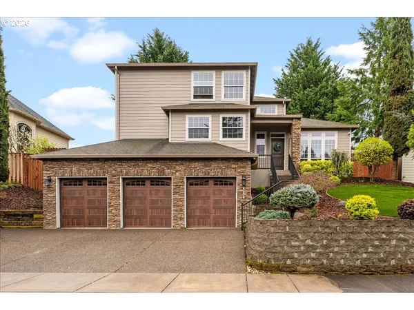 $730,000 | 6338 Southeast Dunbar Drive, Portland, OR 97236