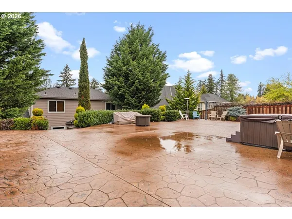 $730,000 | 6338 Southeast Dunbar Drive, Portland, OR 97236