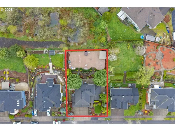 $730,000 | 6338 Southeast Dunbar Drive, Portland, OR 97236
