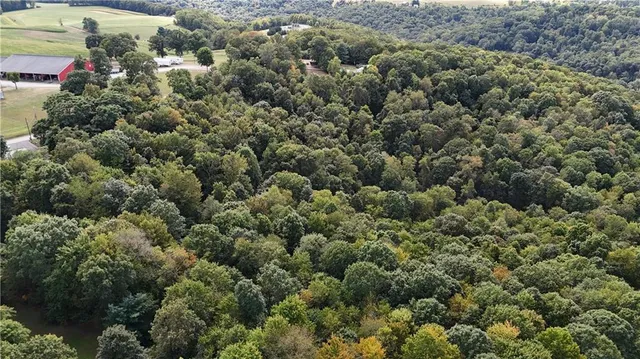 $79,900 | 137 Woodlamp Road, Evans City, PA 16033