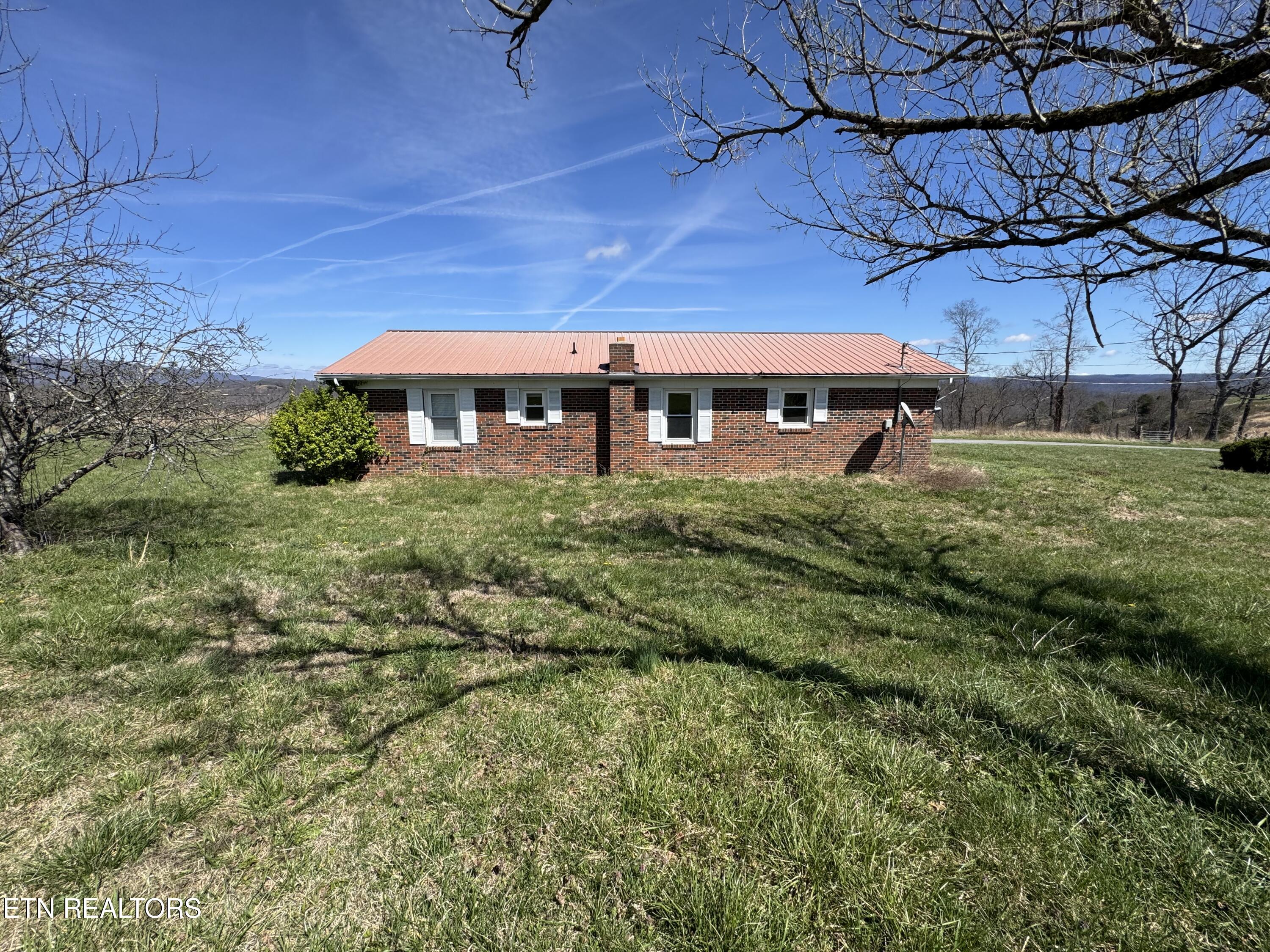 120 Oak Grove Church Road Harrogate, TN 37752 - Photo 4 of 20 IMG_4455