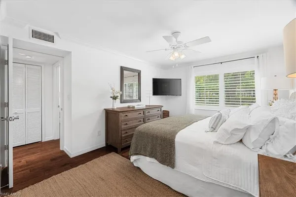 $10,000 | 380 4th Avenue South, Unit 380, Naples, FL 34102