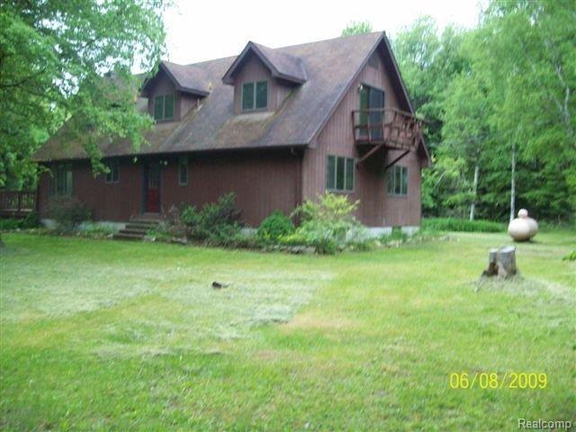 1756 North State Road Carsonville, MI 48419 - Photo 9 of 10 3 Rear