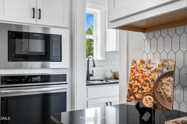 $599,700 | 257 Sweetfern, Zebulon, NC 27597