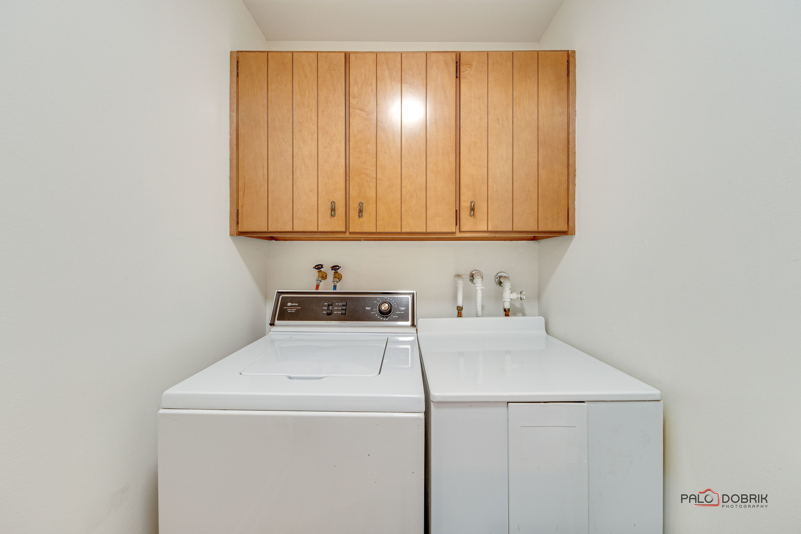 2420 West Talcott Road, Unit 315 Park Ridge, IL 60068 - Photo 19 of 22 a utility room with dryer and washer