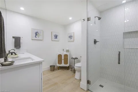 $1,985,000 | 1600 Curlew Avenue, Naples, FL 34102