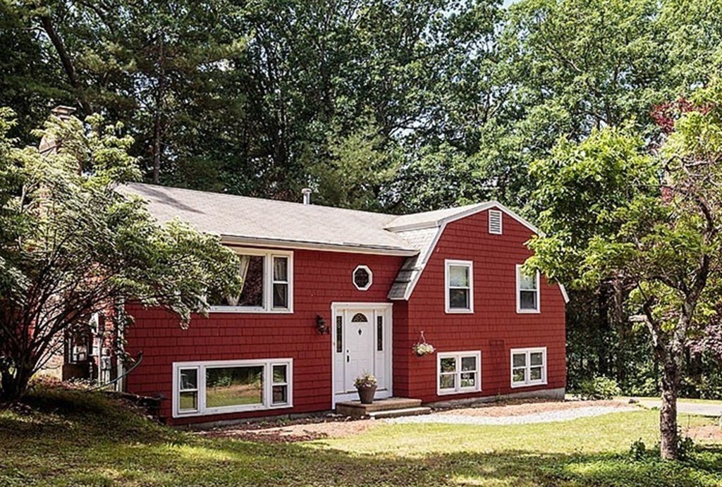 4 Chippewa Road Westford, MA 01886 - Photo 22 of 25 a front view of a house with a yard