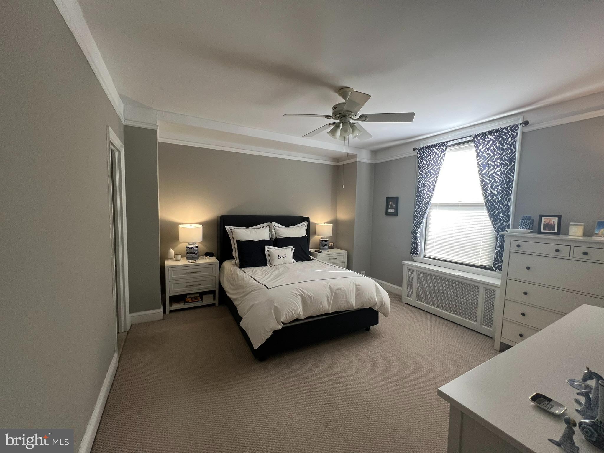 2031 Locust Street, Unit 301 Philadelphia, PA 19103 - Photo 8 of 22