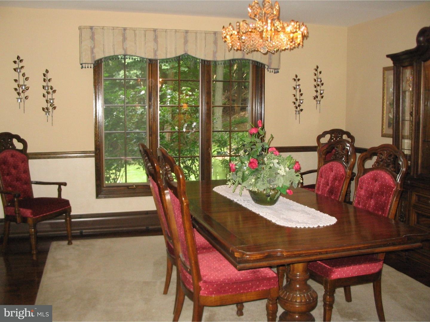 976 Old Dolington Road Newtown, PA 18940 - Photo 4 of 22 Dining Room