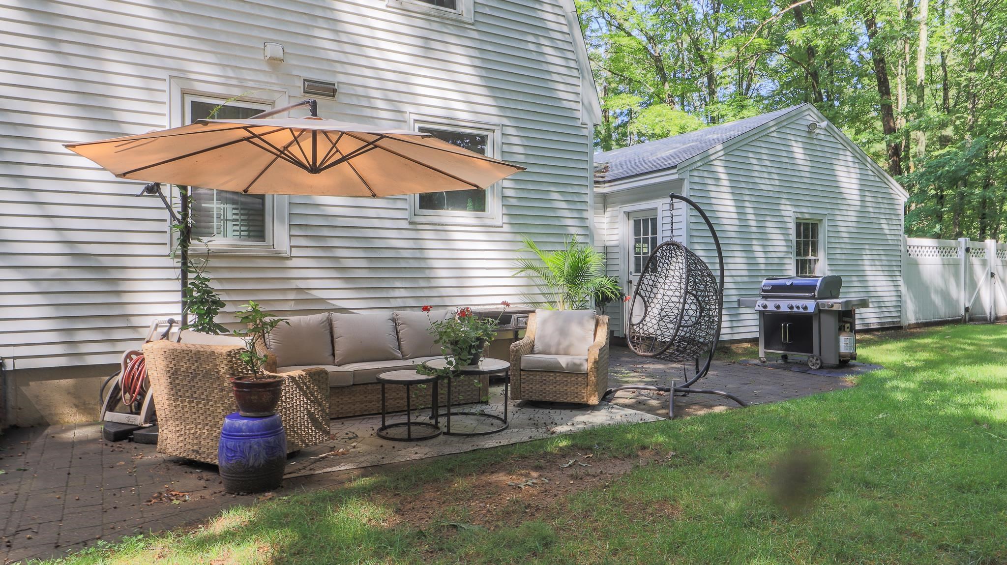 391 Wallace Road Bedford, NH 03110 - Photo 24 of 34 Gallery Image 24