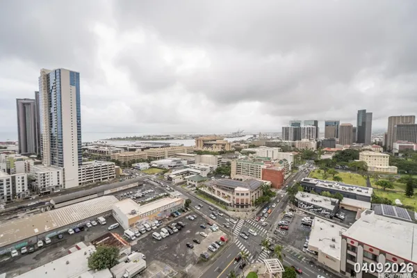 $4,200 | 600 Queen Street, Unit 2208, Honolulu, HI 96813