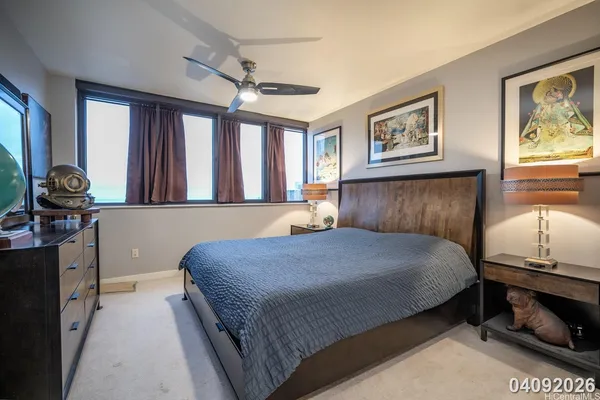 $4,200 | 600 Queen Street, Unit 2208, Honolulu, HI 96813