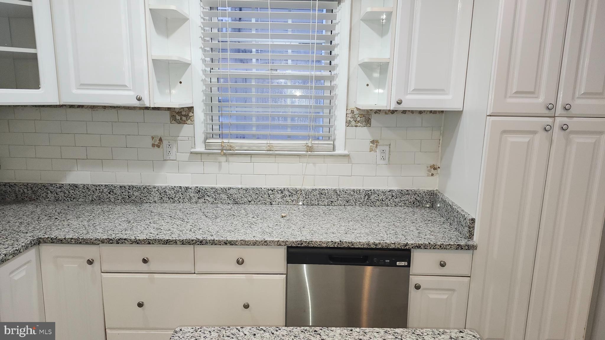 6403 Walnut Street Baltimore, MD 21207 - Photo 6 of 36