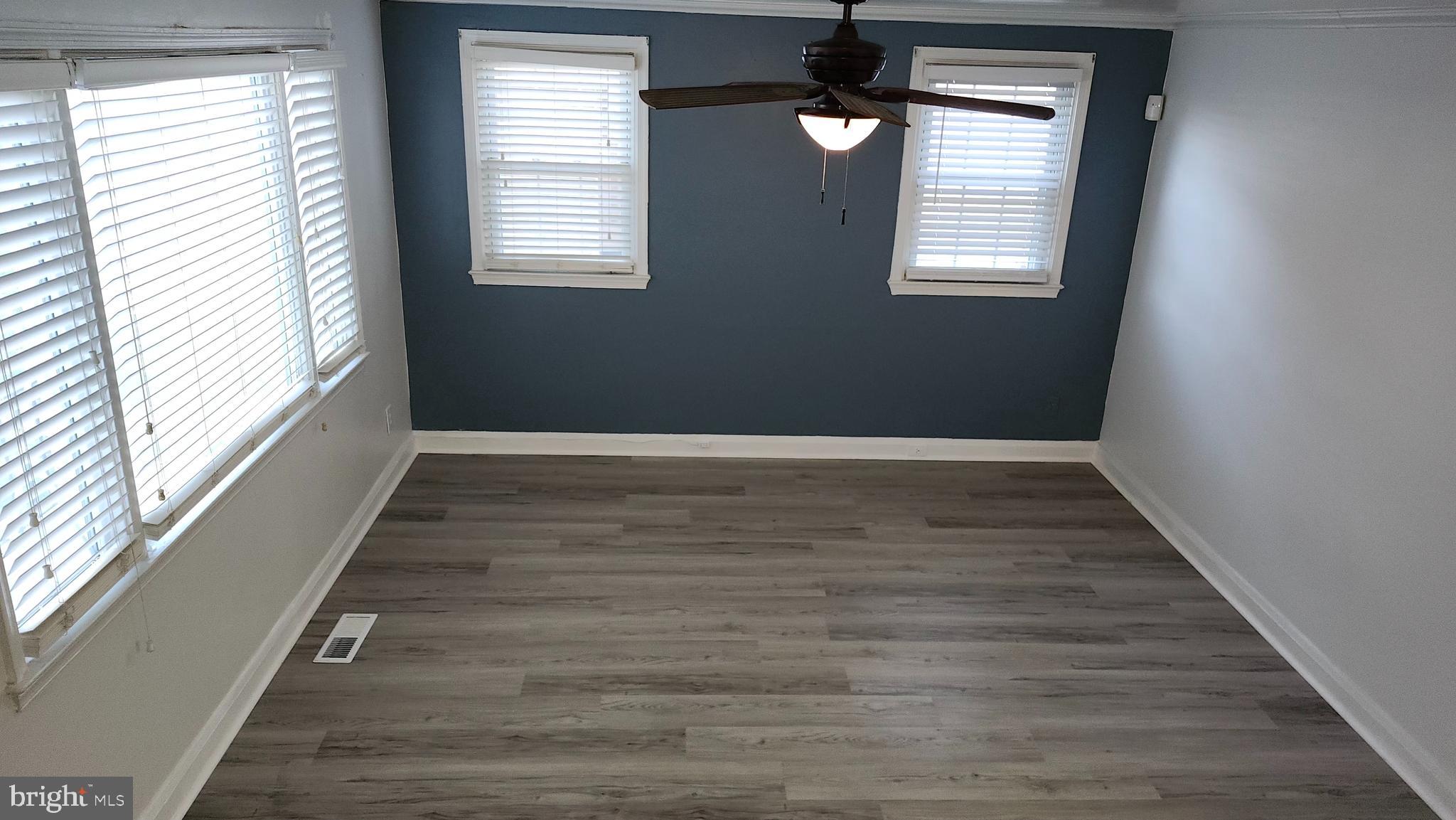 6403 Walnut Street Baltimore, MD 21207 - Photo 8 of 36