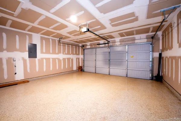 $1,650 | 7114 Lunar Eclipse, Converse, TX 78109