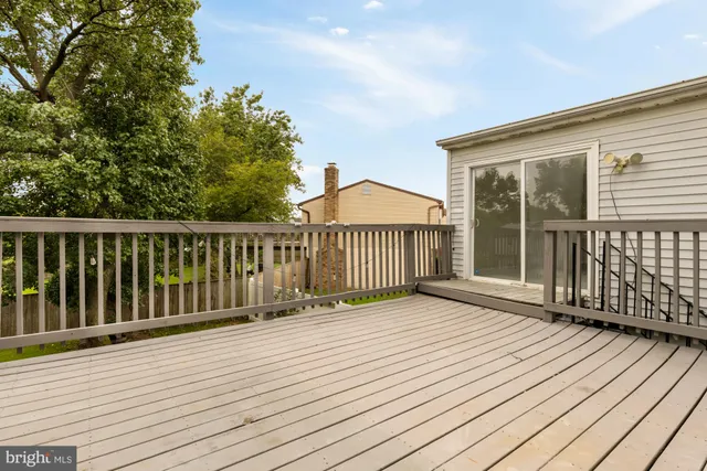 $415,000 | 5306 Plaza Circle, District Heights, MD 20747