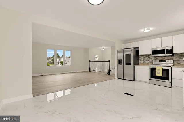 $415,000 | 5306 Plaza Circle, District Heights, MD 20747