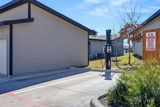$1,640 | 13624 Dessau Road, Unit 12107, Pflugerville, TX 78660