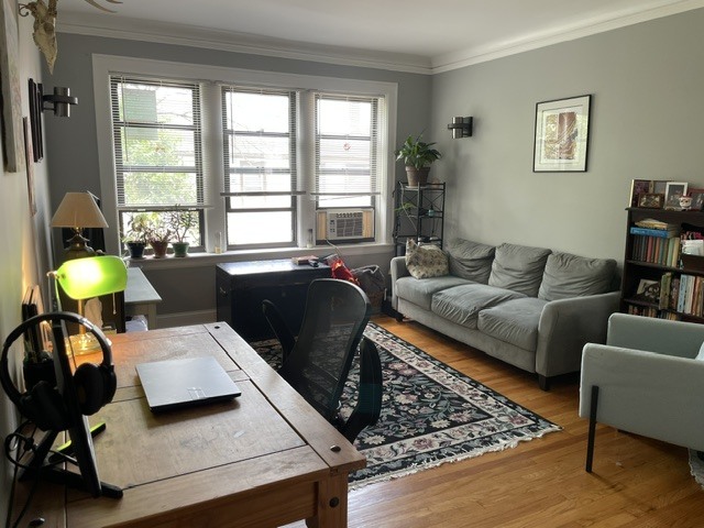 1614 North Harding Avenue, Unit 2W Chicago, IL 60647 - Photo 8 of 20