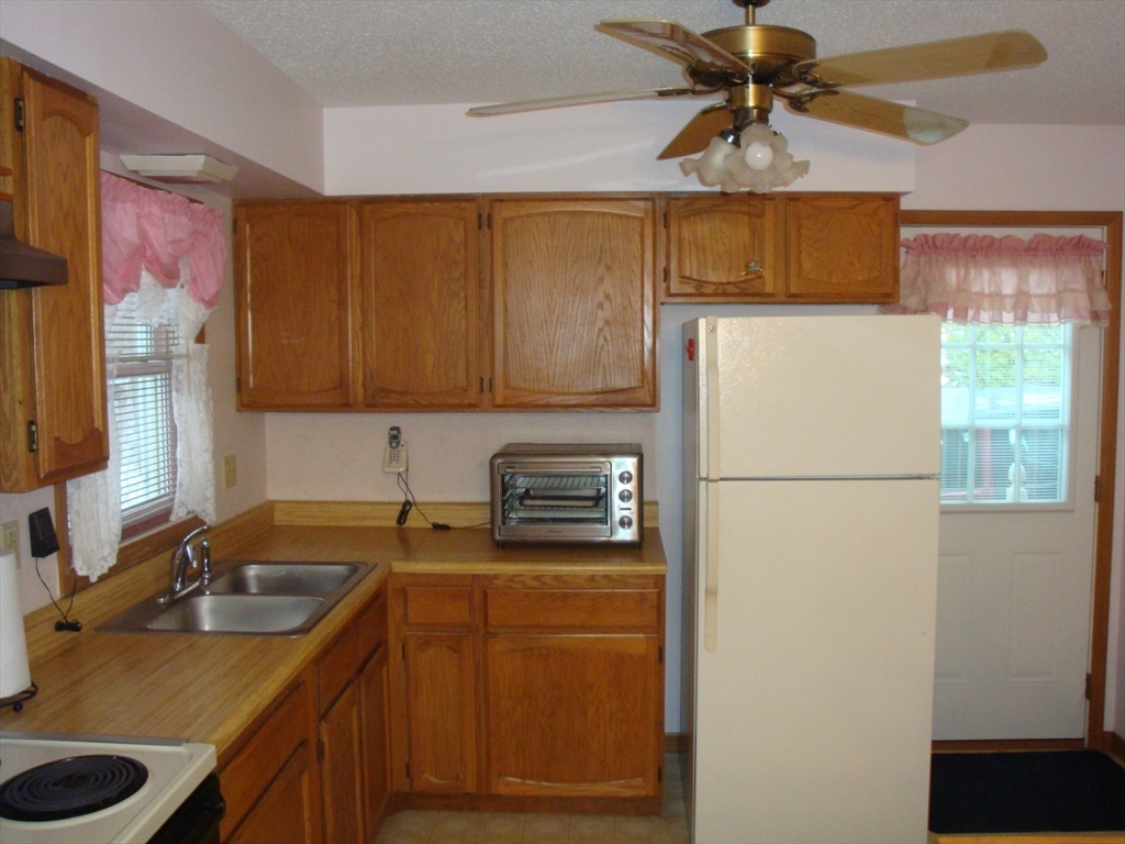298 Keys Road Warren, MA 01585 - Photo 2 of 24
