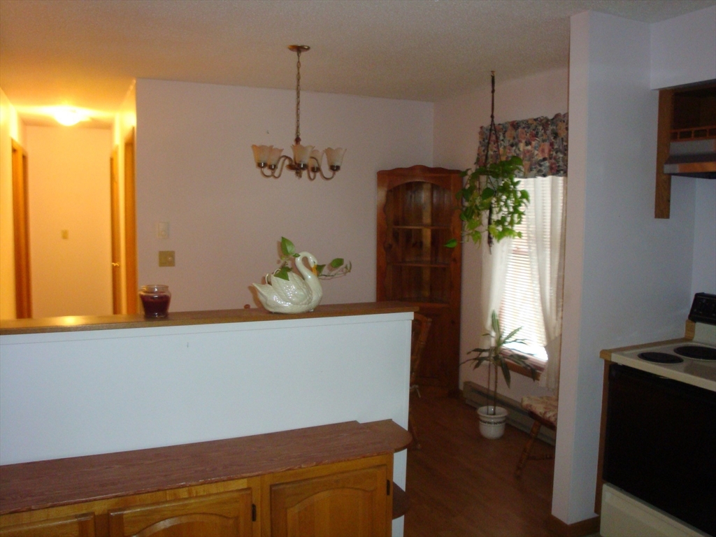 298 Keys Road Warren, MA 01585 - Photo 6 of 24