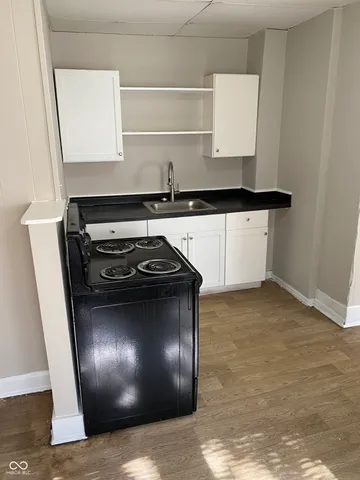 $625 | 520 North Moreland Avenue, Unit A, Indianapolis, IN 46222