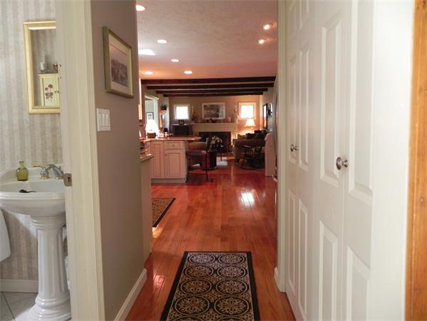 100 Country Road Hanover, MA 02339 - Photo 8 of 16