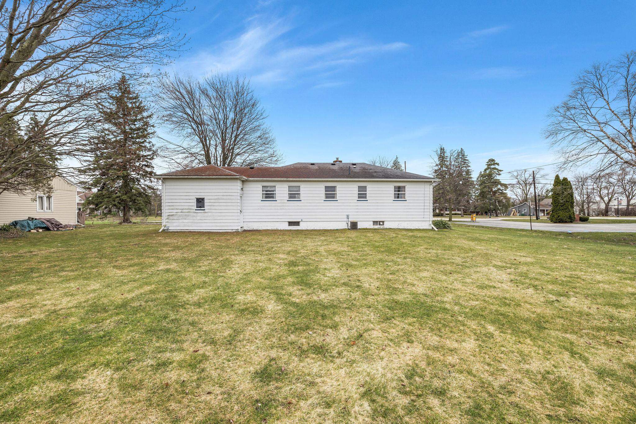 814 West Midland Road Auburn, MI 48611 - Photo 6 of 18 Gallery Image 6