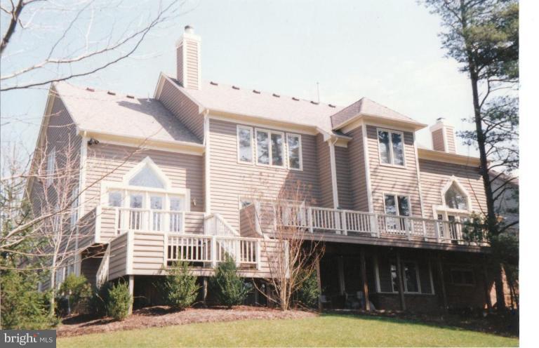 1302 Stamford Way Reston, VA 20194 - Photo 2 of 2 Exterior #2
