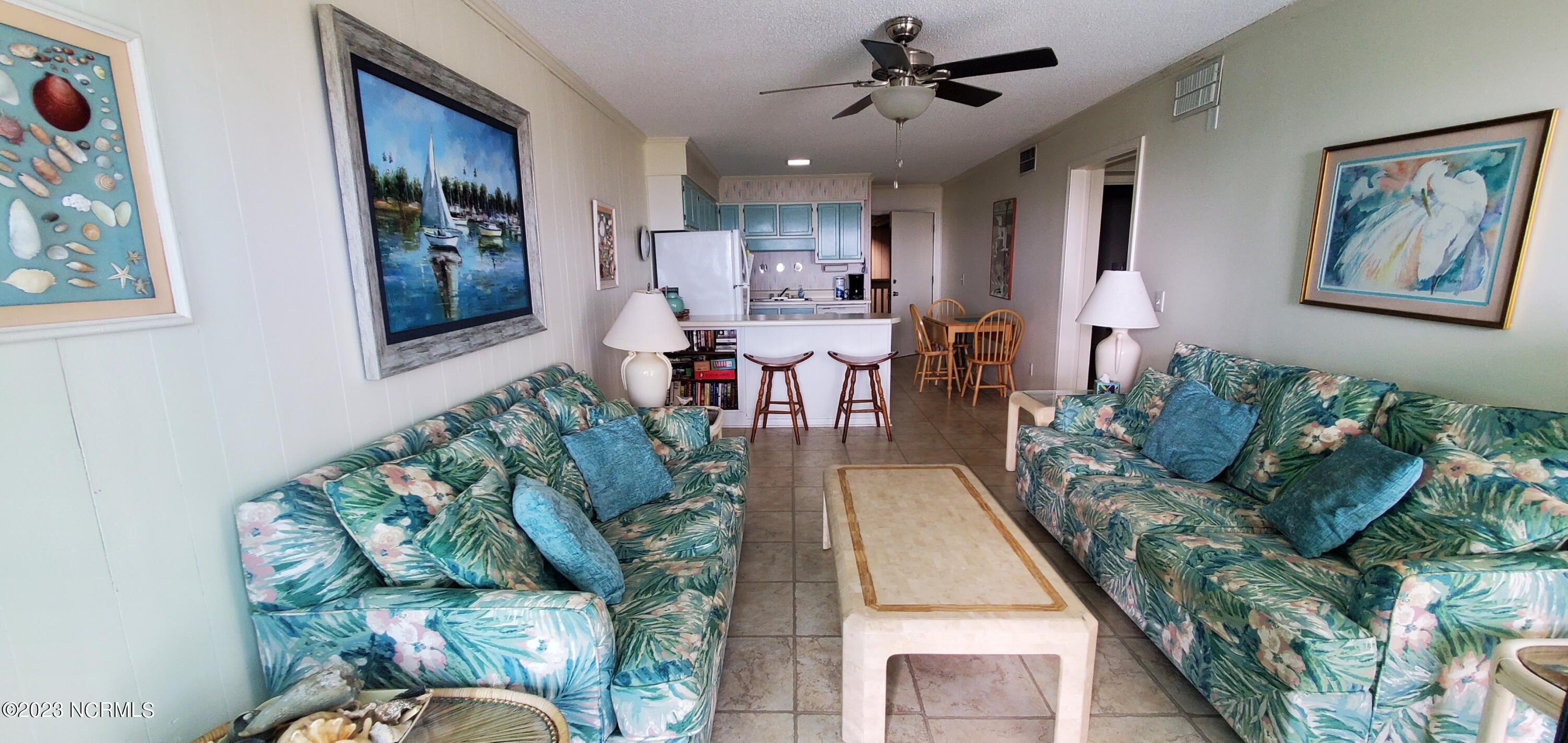 301 Commerce Way, Unit 346 Atlantic Beach, NC 28512 - Photo 33 of 36 Living room