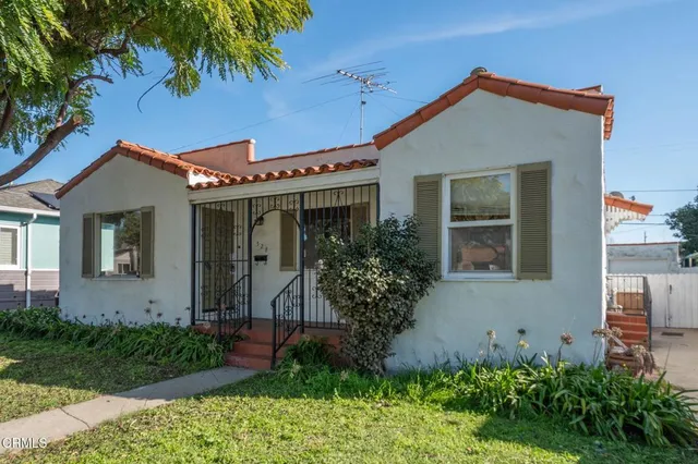 $725,000 | 528 Howard Street, Ventura, CA 93003