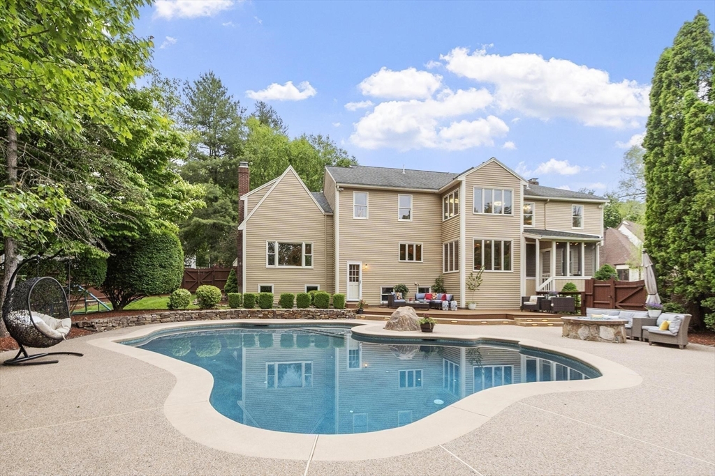 20 Seten Circle Andover, MA 01810 - Photo 2 of 41
