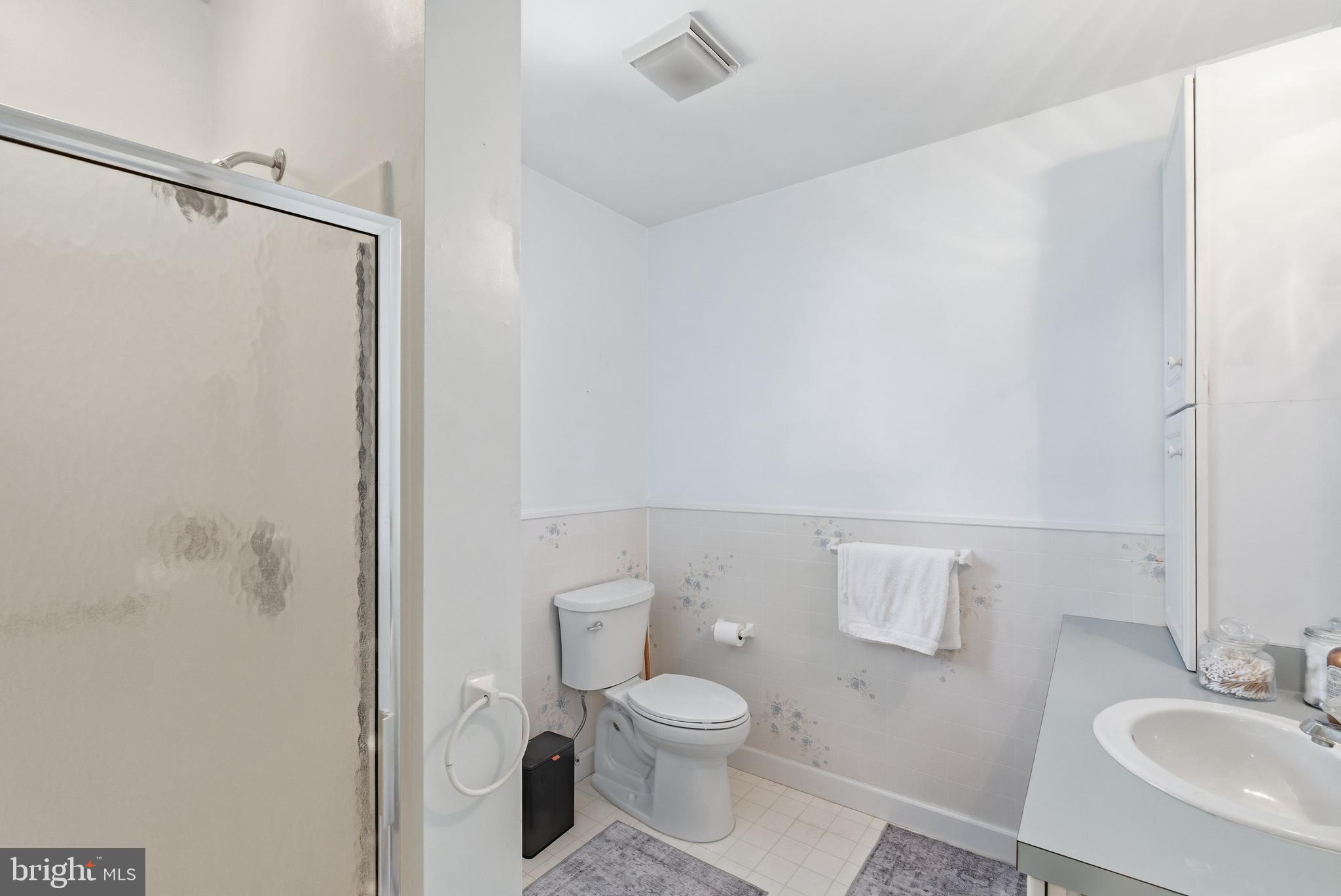 24318 Oakwood Park Road St. Michaels, MD 21663 - Photo 35 of 44 Full Bath, Guest Suite