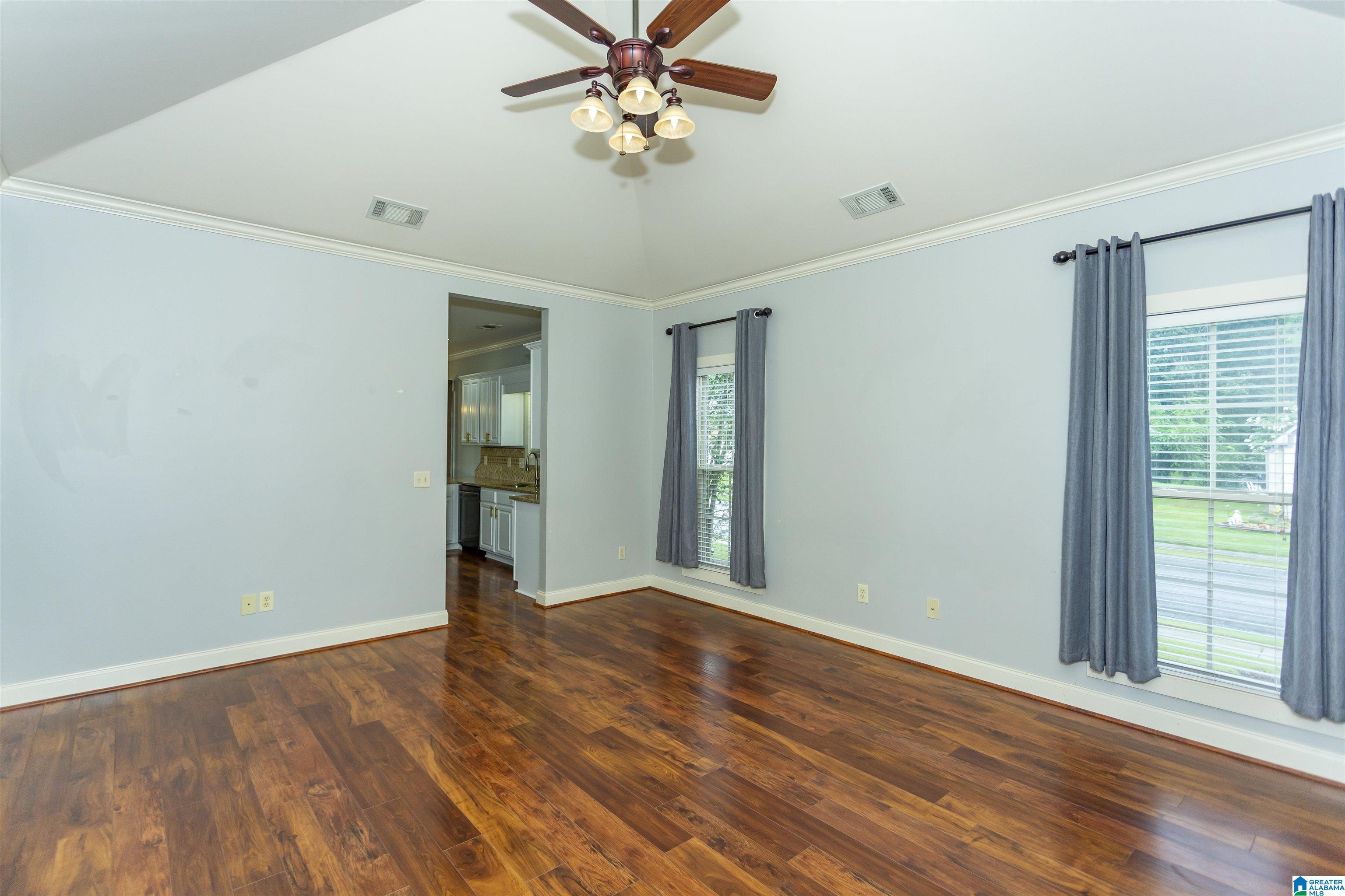 1120 Weybridge Way Pelham, AL 35124 - Photo 4 of 56