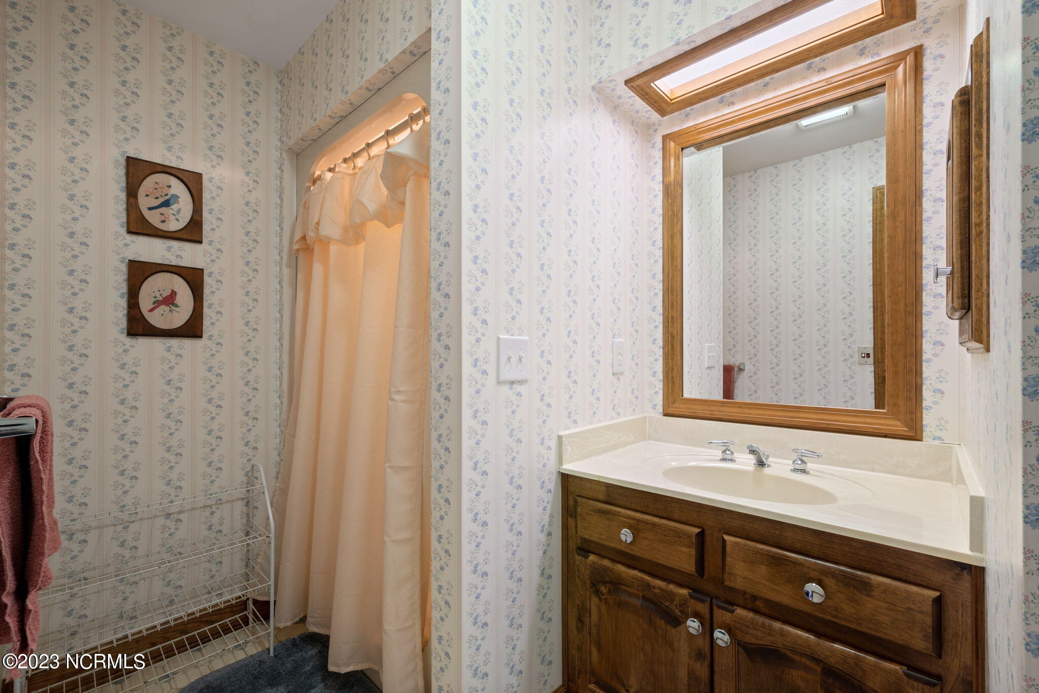 689 Lake Road Hertford, NC 27944 - Photo 18 of 51 Bathroom 3