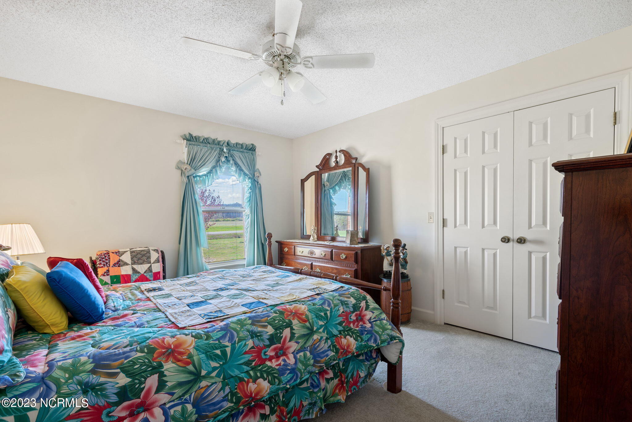 689 Lake Road Hertford, NC 27944 - Photo 23 of 51 Guest Room