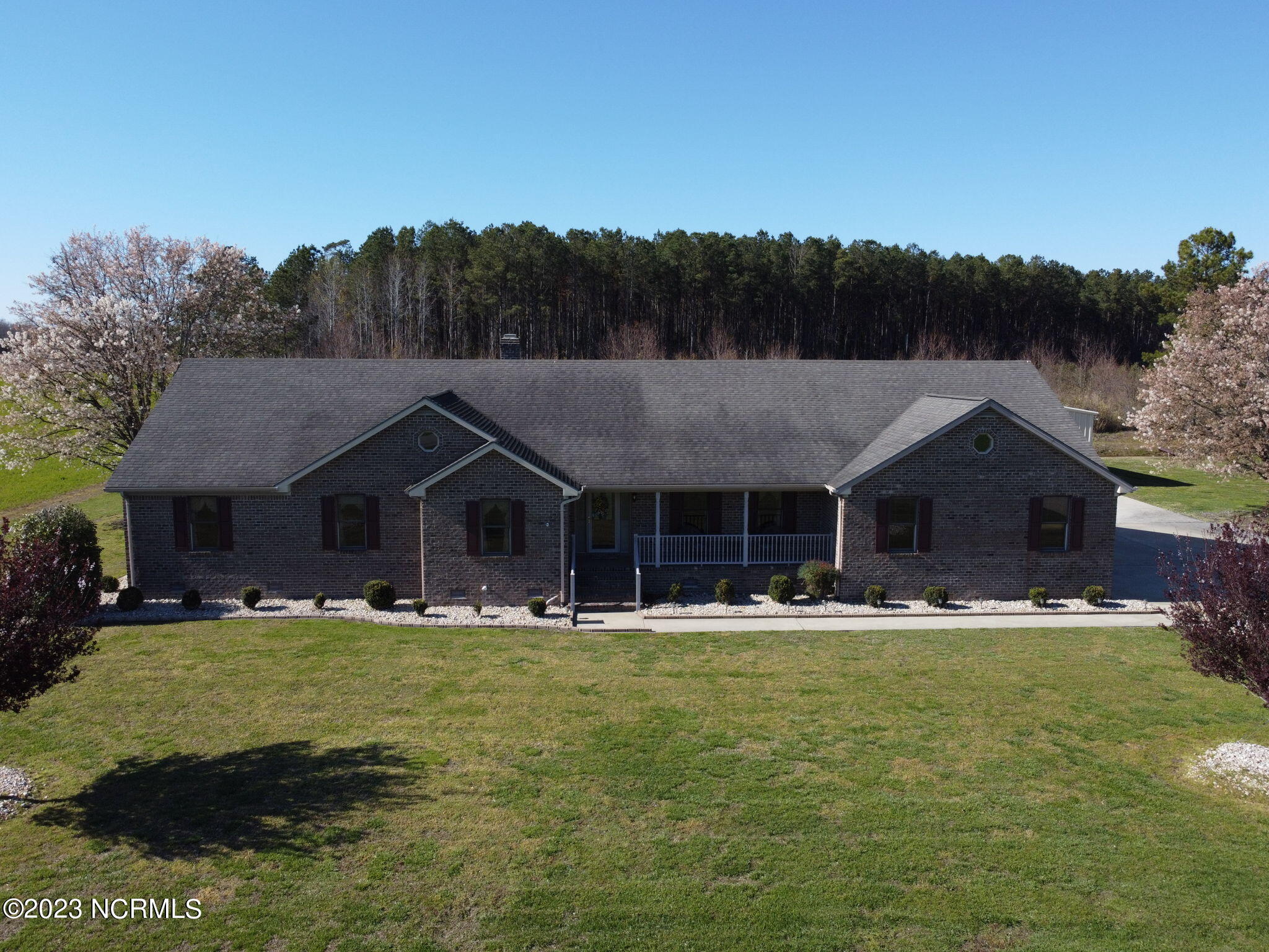 689 Lake Road Hertford, NC 27944 - Photo 51 of 51 Front View