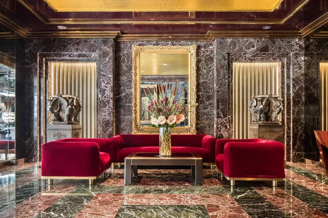 $1,700,000 | 721 5th Avenue, Unit 30H | Midtown East