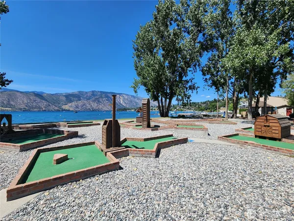 $1 | 1 Tennis 655-i2, Manson, WA 98831