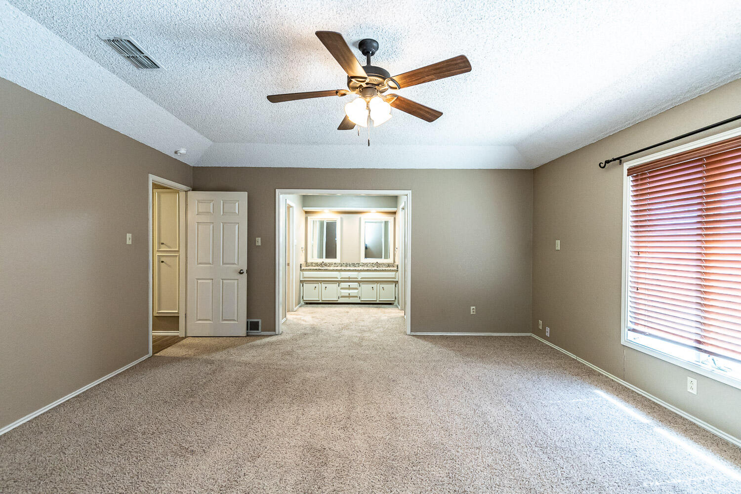 5809 2nd Street Lubbock, TX 79416 - Photo 7 of 17 Primary Bedroom