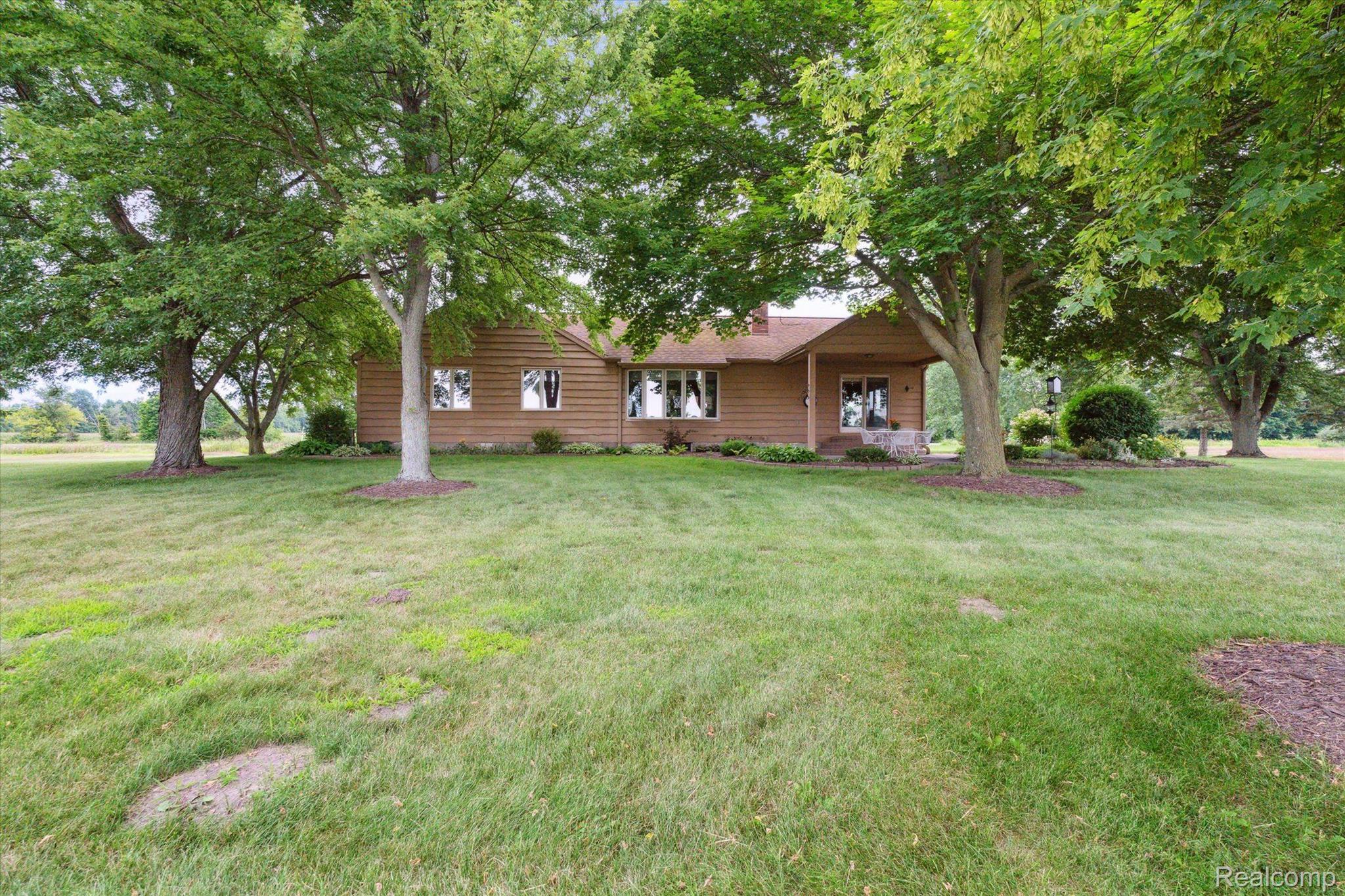 11159 North Sheridan Road New Lothrop, MI 48460 - Photo 36 of 42 Gallery Image 36