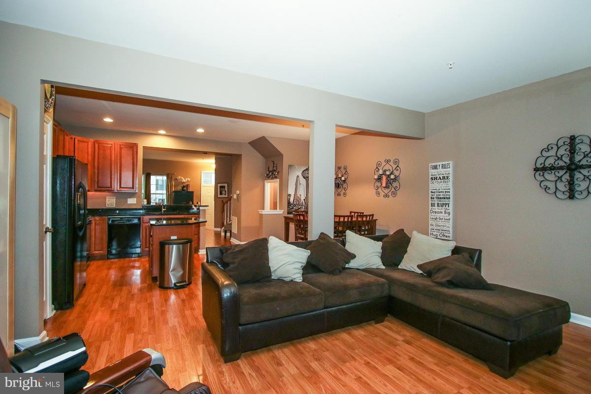 2062 Spring Run Circle Frederick, MD 21702 - Photo 11 of 30 Family Room