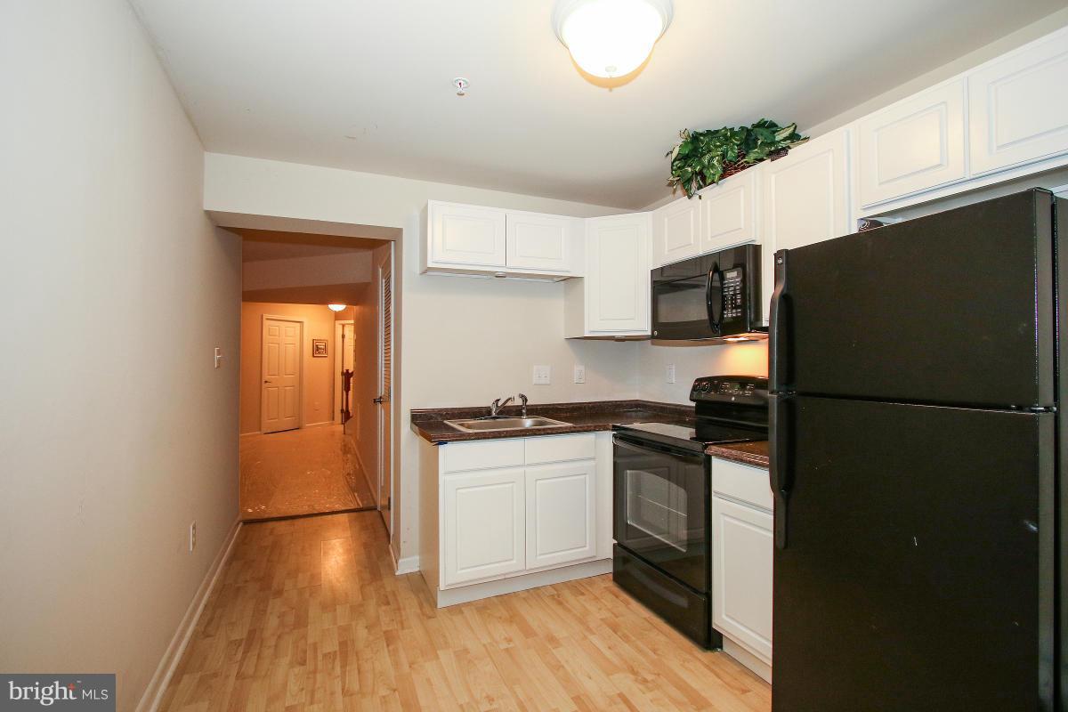 2062 Spring Run Circle Frederick, MD 21702 - Photo 23 of 30 In-Law Suite