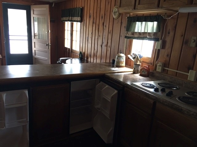 1817 Arbor Road Lake, MI 48632 - Photo 16 of 24 1839172-15.JPG