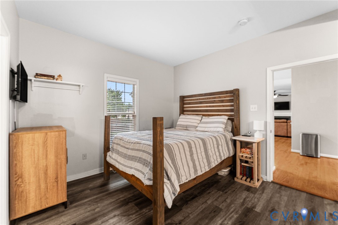 10006 Williams Mill Road Chester, VA 23831 - Photo 23 of 42 Downstairs