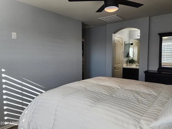 $1,800 | 1822 North 77th Glen, Phoenix, AZ 85035