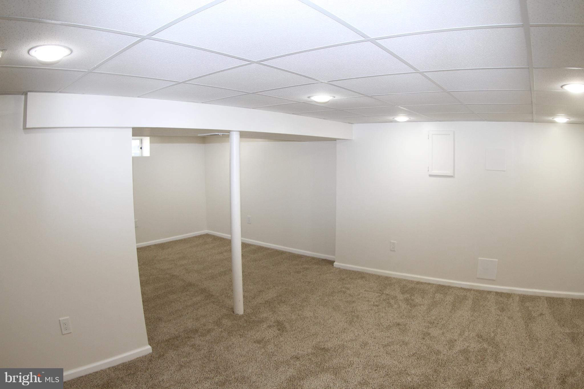 2711 Glendale Road Baltimore, MD 21234 - Photo 22 of 22 Family Room