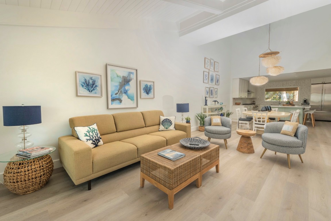 3422 Sea Marsh Road Fernandina Beach, FL 32034 - Photo 16 of 42 a living room with furniture and a couch